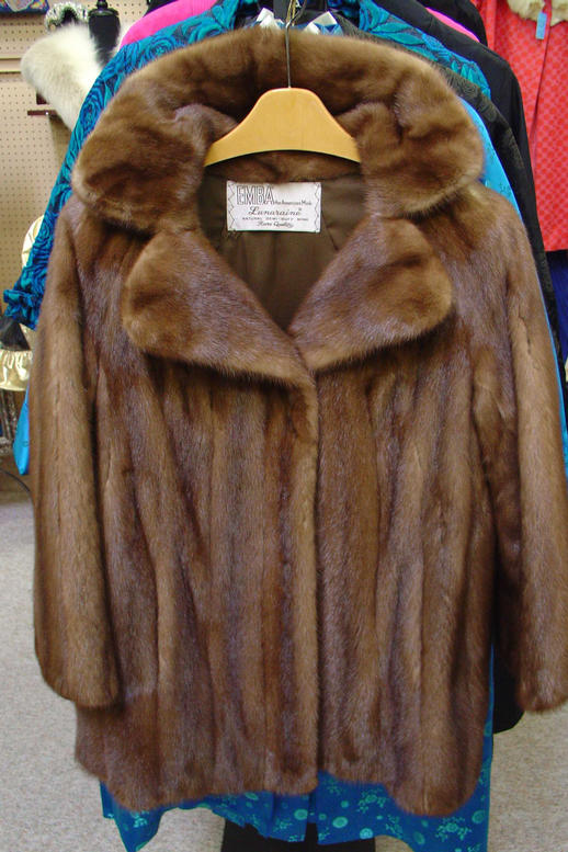 Ing Vintage Furs A Guideline On How, Is There Any Value In Old Fur Coats