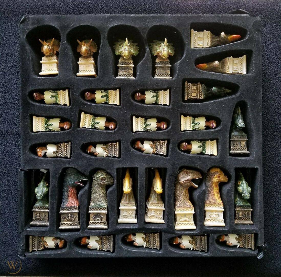 Wild chess dinosaur set unusual cool 1 d9d1c1def4e4ab096b44434f3a2520a4