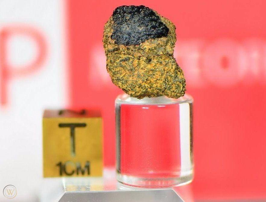 Mars nakhlite meteorite crust 1 fdbec4109753fe993f48797875f3d0fe