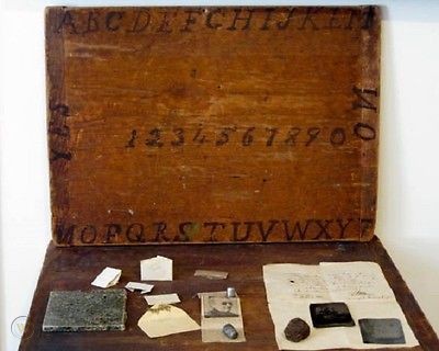 Early folk art spirit board family 1 d84813894495741e53296c0f80cc5402