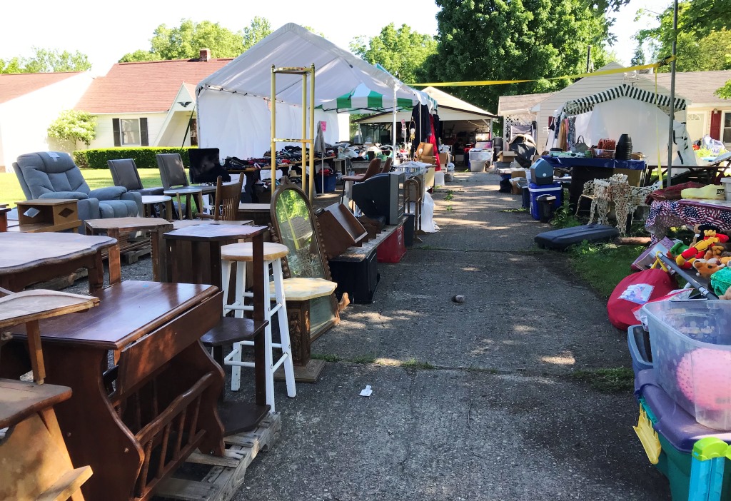 The National Road/Route 40 Yard Sale is a Road Trip Treasure Hunt