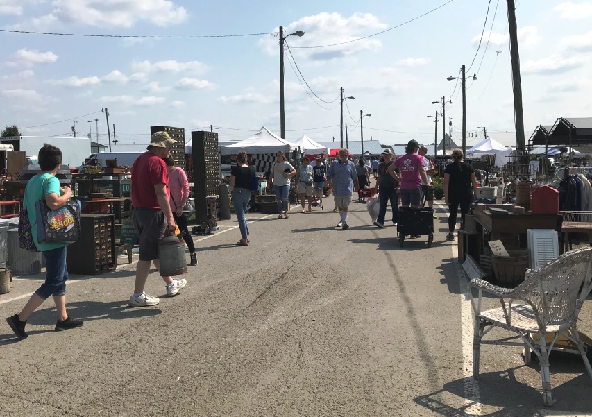 Springfield Extravaganza Holding Court for Over 50 Years! WorthPoint
