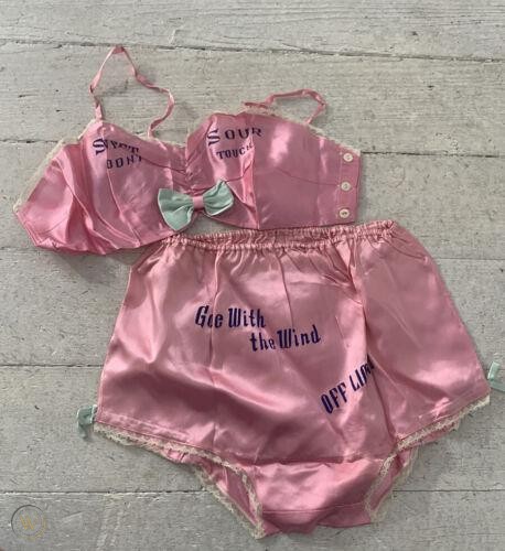 Vintage 1940s souvenir ww2 lingerie